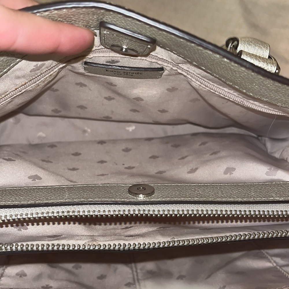 Kate spade vintage leather crossbody minor wear pictured beautiful bag - Picture 10 of 12